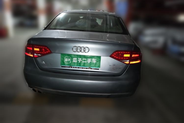 Used Audi A4L 2012 2.0 TFSI automatic Comfort trim level Rear