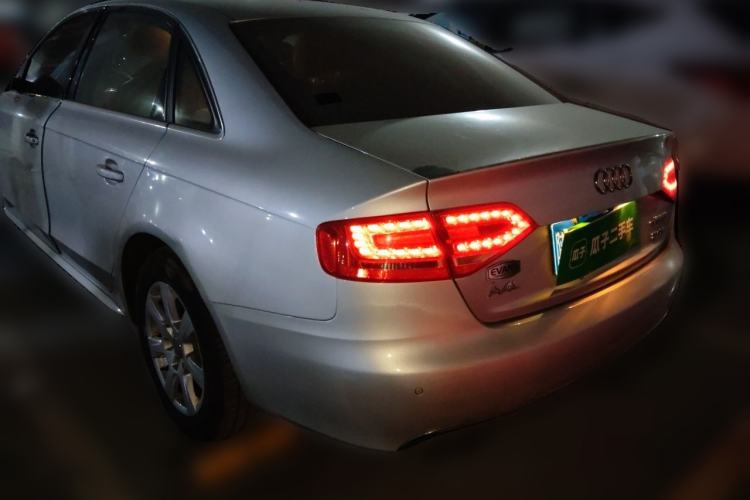 Used Audi A4L 2012 2.0 TFSI automatic Comfort trim level Rear Left 45 Deg