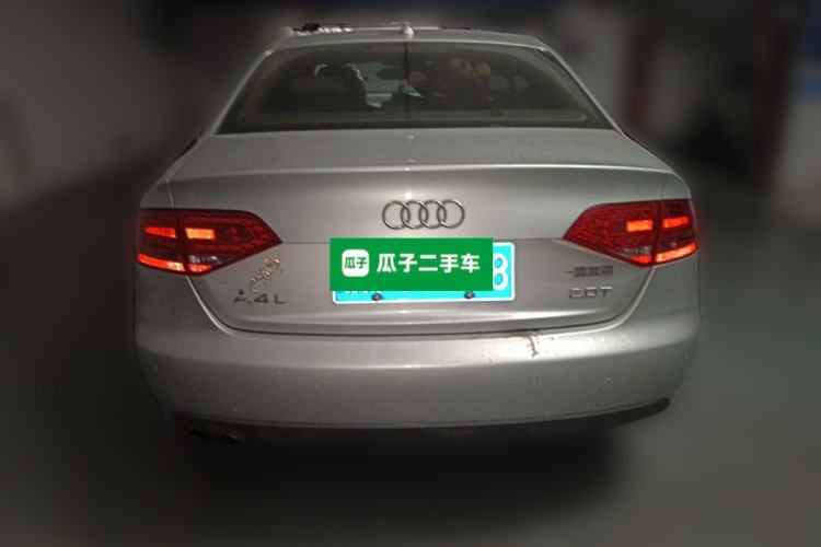 Used Audi A4L 2012 2.0 TFSI automatic standard version Rear