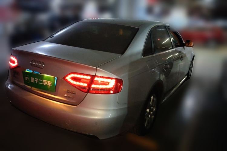 Used Audi A4L 2012 2.0 TFSI automatic Comfort trim level Rear Right 45 Deg