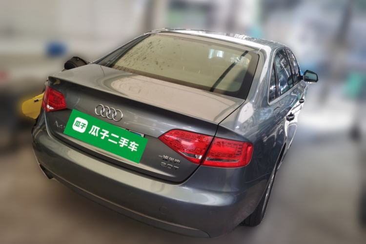 Used Audi A4L 2012 2.0 TFSI automatic Comfort trim level Rear Right 45 Deg