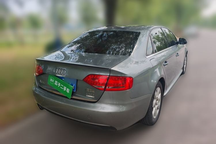 Used Audi A4L 2012 2.0 TFSI automatic Comfort trim level Rear Right 45 Deg