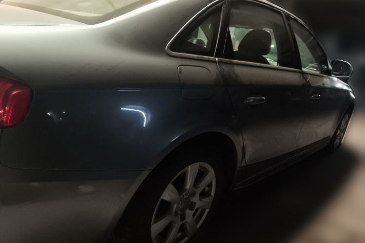 Used Audi A4L 2012 2.0 TFSI automatic Comfort trim level Rear Right 45 Deg