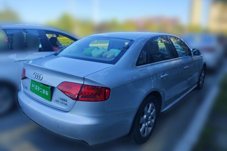 Used Audi A4L 2012 2.0 TFSI automatic standard version Rear Right 45 Deg