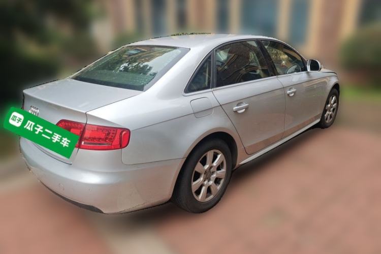 Used Audi A4L 2012 2.0 TFSI automatic Comfort trim level Rear Right 45 Deg