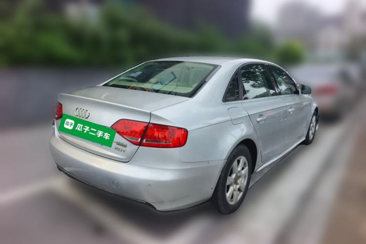 Used Audi A4L 2012 2.0 TFSI automatic Comfort trim level Rear Right 45 Deg