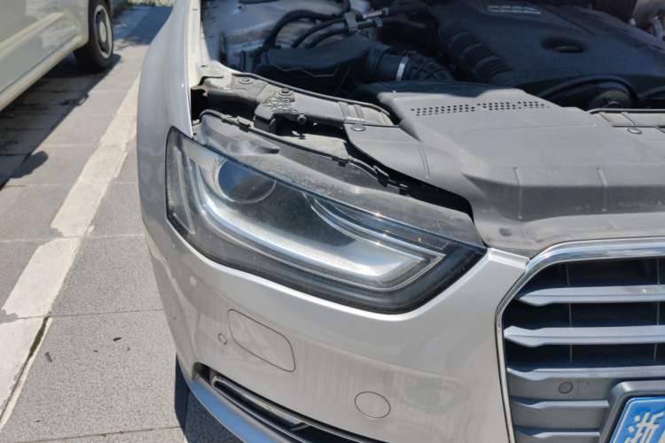Used Audi A4L 2012 2.0 TFSI Automatic Technology Model Right Front Headlight