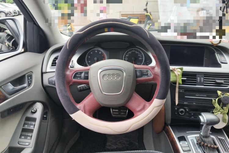 Used Audi A4L 2012 2.0 TFSI Automatic Technology Model Steering Wheel