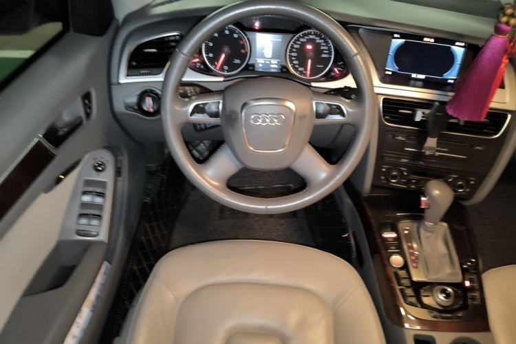 Used Audi A4L 2012 2.0 TFSI Automatic Technology Model Steering Wheel