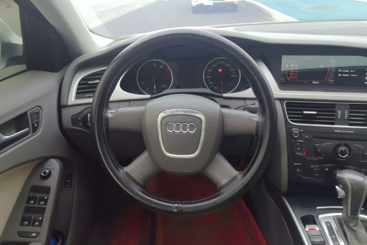 Used Audi A4L 2012 1.8 TFSI Automatic Comfort Model Steering Wheel