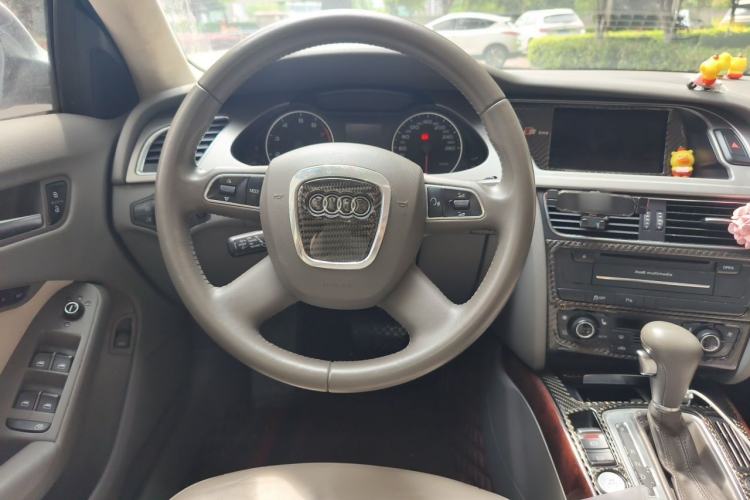 Used Audi A4L 2012 2.0 TFSI Automatic Technology Model Steering Wheel