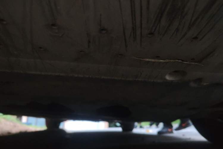 Used Audi A4L 2012 2.0 TFSI automatic Comfort trim level Chassis Front