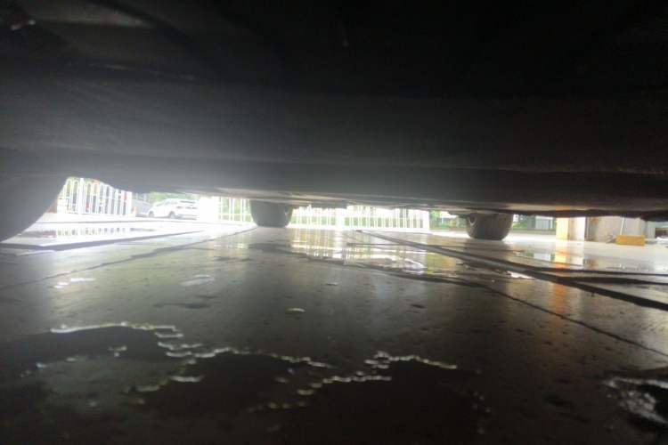 Used Audi A4L 2012 2.0 TFSI automatic standard version Chassis Front