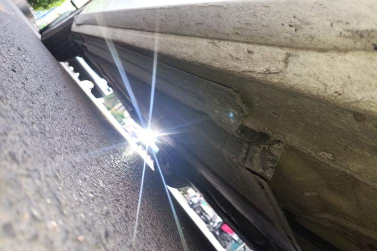 Used Audi A4L 2012 2.0 TFSI automatic standard version Chassis Front Right