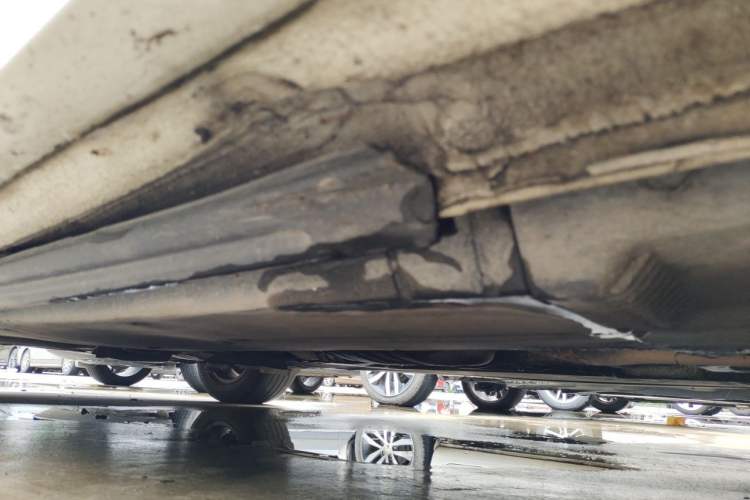 Used Audi A4L 2012 2.0 TFSI automatic Comfort trim level Chassis Front Right
