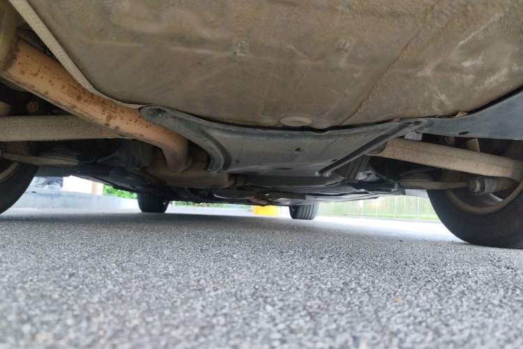 Used Audi A4L 2012 2.0 TFSI automatic standard version Chassis Rear