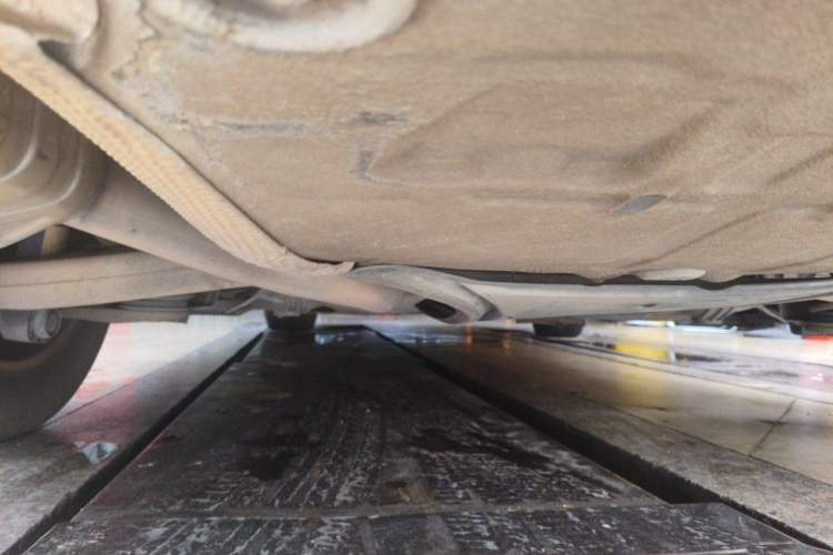 Used Audi A4L 2012 2.0 TFSI automatic standard version Chassis Rear