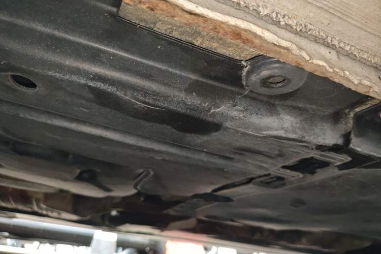 Used Audi A4L 2012 2.0 TFSI automatic Comfort trim level Chassis Rear Right