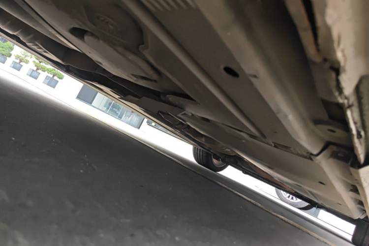 Used Audi A4L 2012 2.0 TFSI automatic standard version Chassis Rear Right