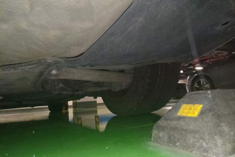 Used Audi A4L 2012 2.0 TFSI automatic standard version Chassis Rear Right