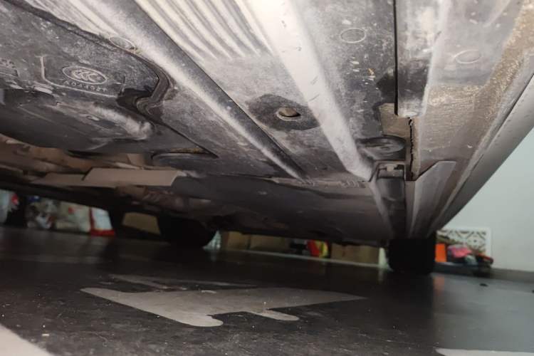 Used Audi A4L 2012 2.0 TFSI automatic standard version Chassis Rear Right
