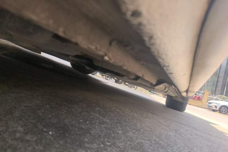 Used Audi A4L 2012 2.0 TFSI automatic Comfort trim level Chassis Rear Right