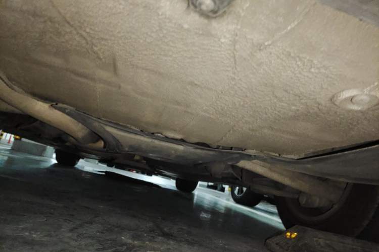 Used Audi A4L 2012 2.0 TFSI automatic standard version Chassis Rear