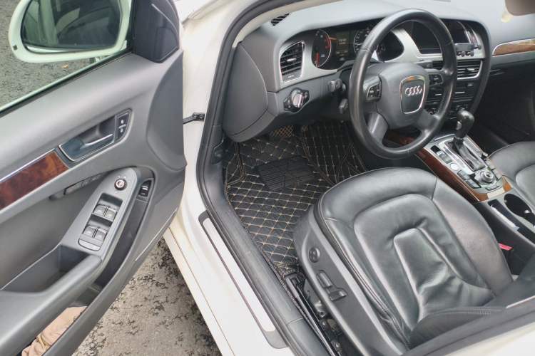 Used Audi A4L 2012 2.0 TFSI Automatic Technology Model Driver Seat