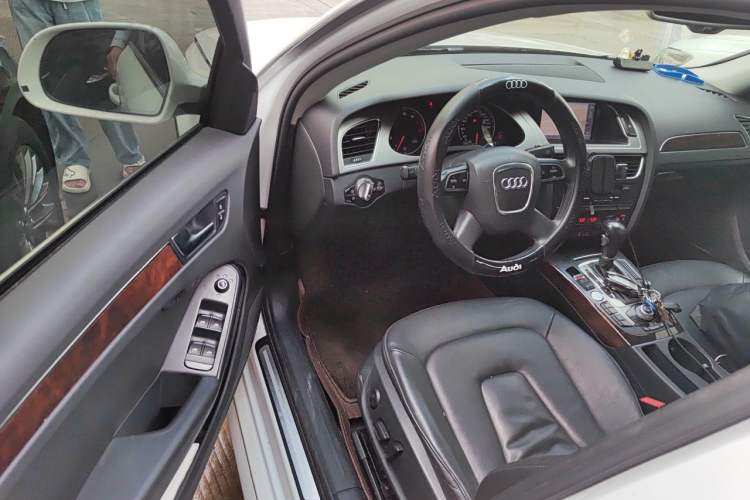 Used Audi A4L 2012 2.0 TFSI Automatic Technology Model Driver Seat