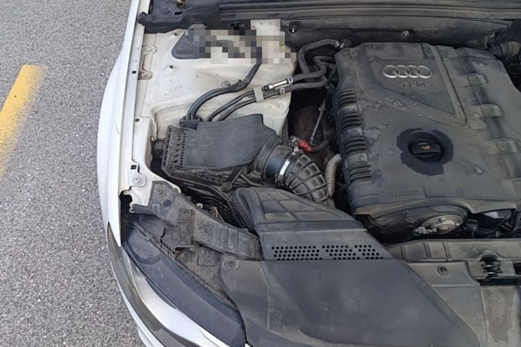 Used Audi A4L 2012 2.0 TFSI Automatic Technology Model Engine Bay Right