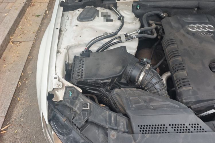 Used Audi A4L 2012 1.8 TFSI Automatic Comfort Model Engine Bay Right