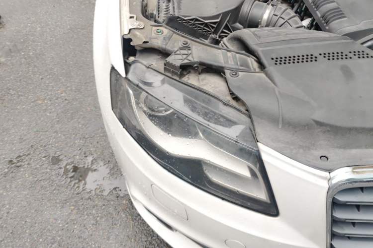 Used Audi A4L 2012 2.0 TFSI Automatic Technology Model Engine Bay Right
