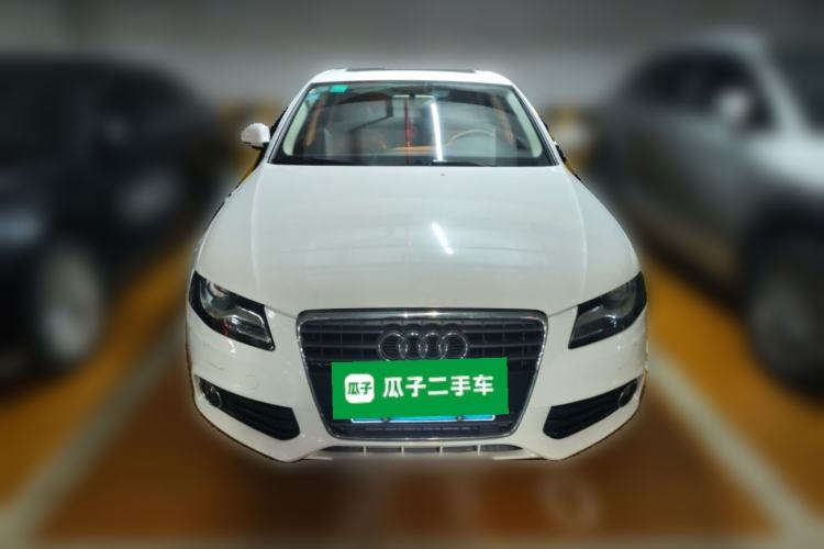 Used Audi A4L 2012 2.0 TFSI automatic Comfort trim level Front