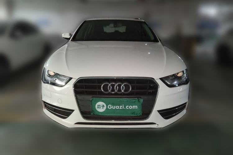 Used Audi A4L 2012 2.0 TFSI automatic Comfort trim level Front