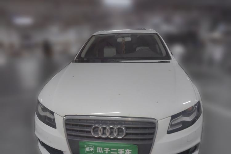 Used Audi A4L 2012 2.0 TFSI automatic Comfort trim level Front