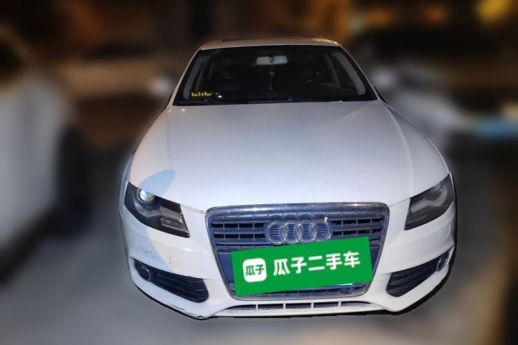 Used Audi A4L 2012 2.0 TFSI automatic Comfort trim level Front