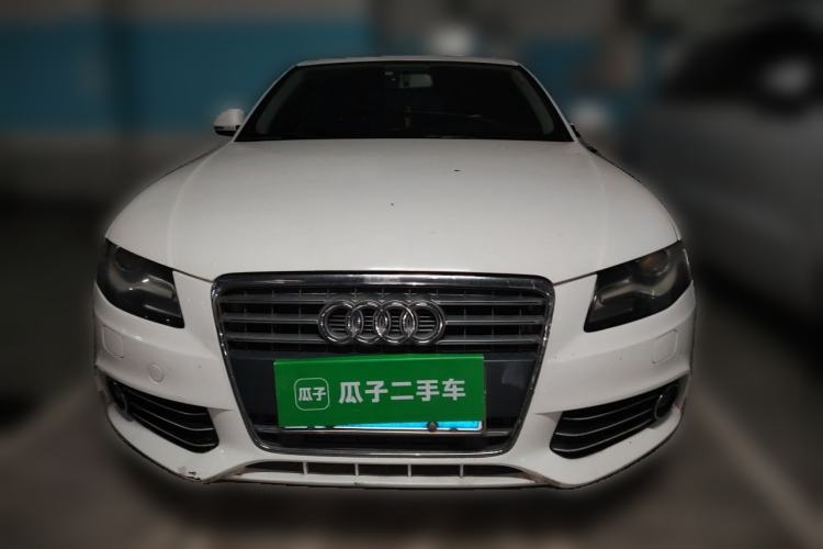 Used Audi A4L 2012 2.0 TFSI automatic Comfort trim level Front