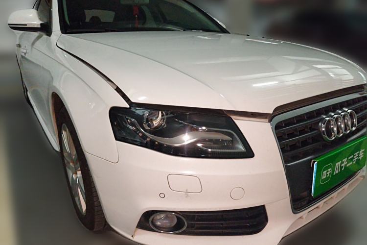Used Audi A4L 2012 2.0 TFSI Automatic Technology Model Front Right 45 Deg