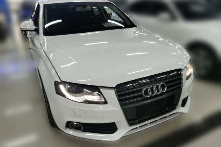 Used Audi A4L 2012 2.0 TFSI Automatic Technology Model Front Right 45 Deg