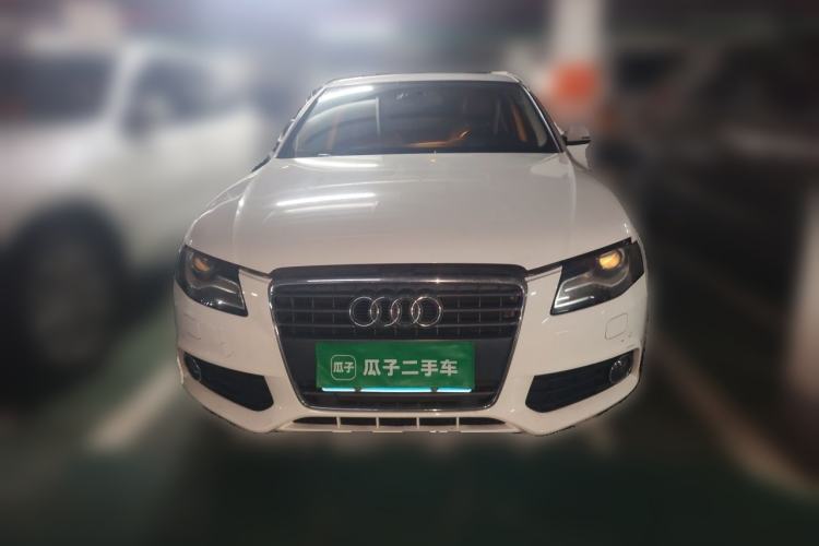 Used Audi A4L 2012 2.0 TFSI automatic Comfort trim level Front