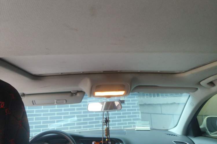 Used Audi A4L 2012 2.0 TFSI automatic standard version Headliner