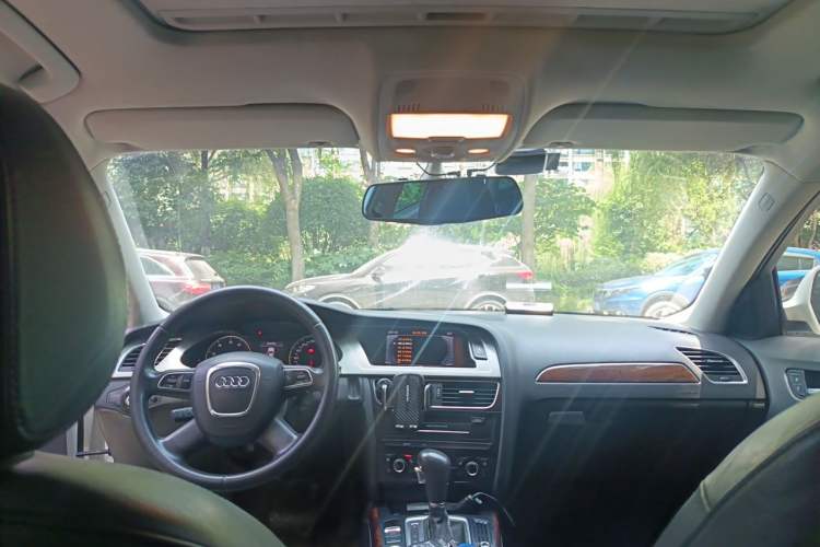 Used Audi A4L 2012 2.0 TFSI Automatic Technology Model Headliner