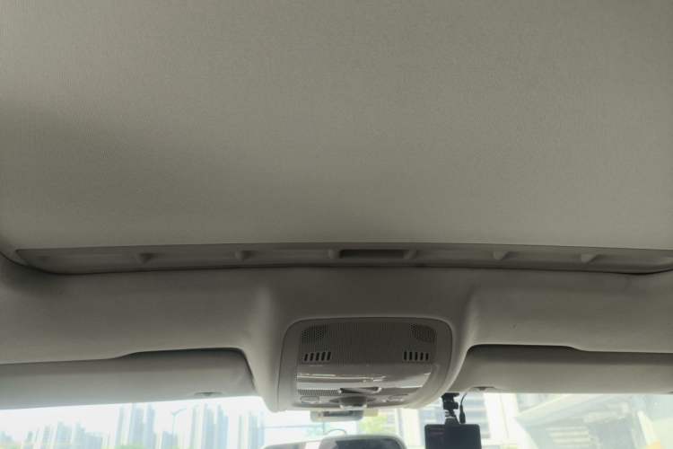 Used Audi A4L 2012 2.0 TFSI automatic standard version Headliner