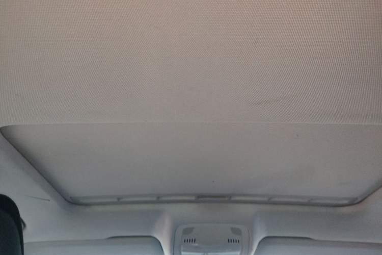 Used Audi A4L 2012 2.0 TFSI automatic standard version Headliner