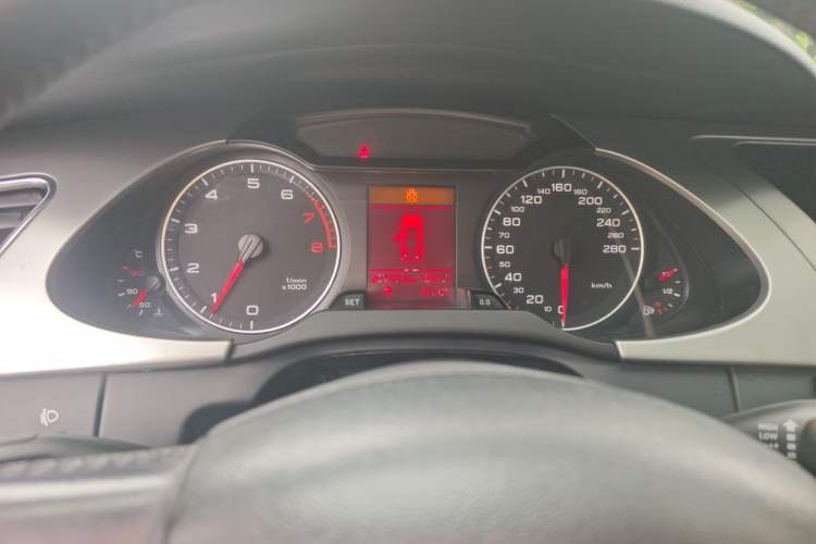 Used Audi A4L 2012 1.8 TFSI Automatic Comfort Model Instrument Cluster