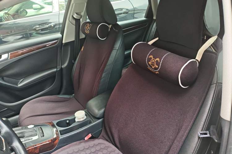 Used Audi A4L 2012 2.0 TFSI automatic Comfort trim level Left Front Seat