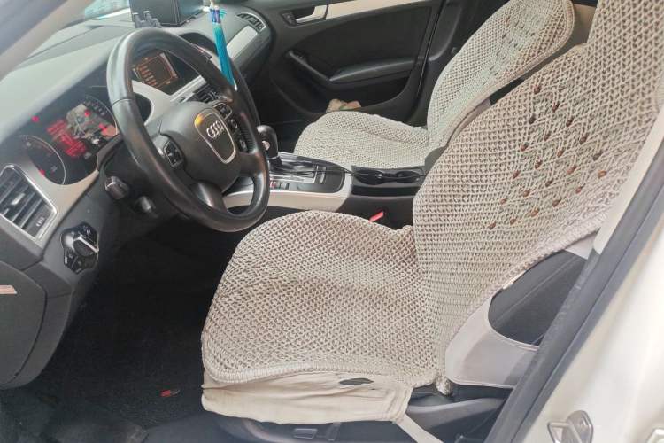 Used Audi A4L 2012 2.0 TFSI automatic standard version Left Front Seat