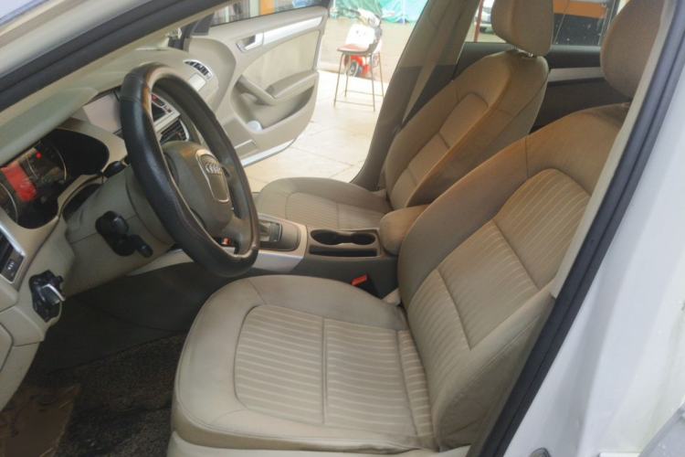 Used Audi A4L 2012 2.0 TFSI automatic standard version Left Front Seat
