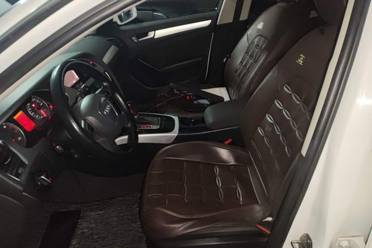 Used Audi A4L 2012 2.0 TFSI automatic standard version Left Front Seat