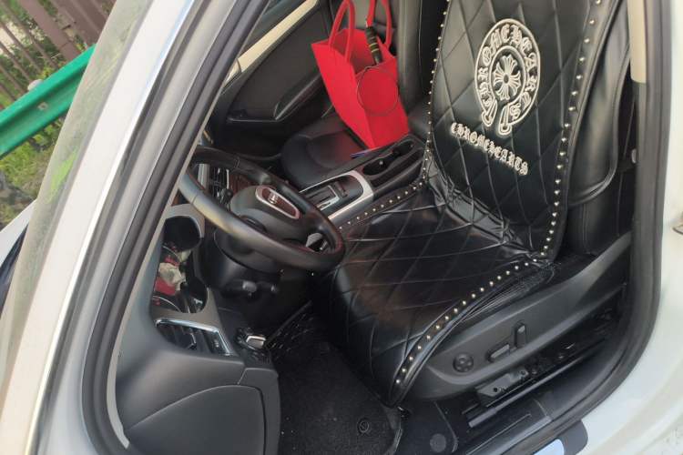 Used Audi A4L 2012 2.0 TFSI automatic standard version Left Front Seat